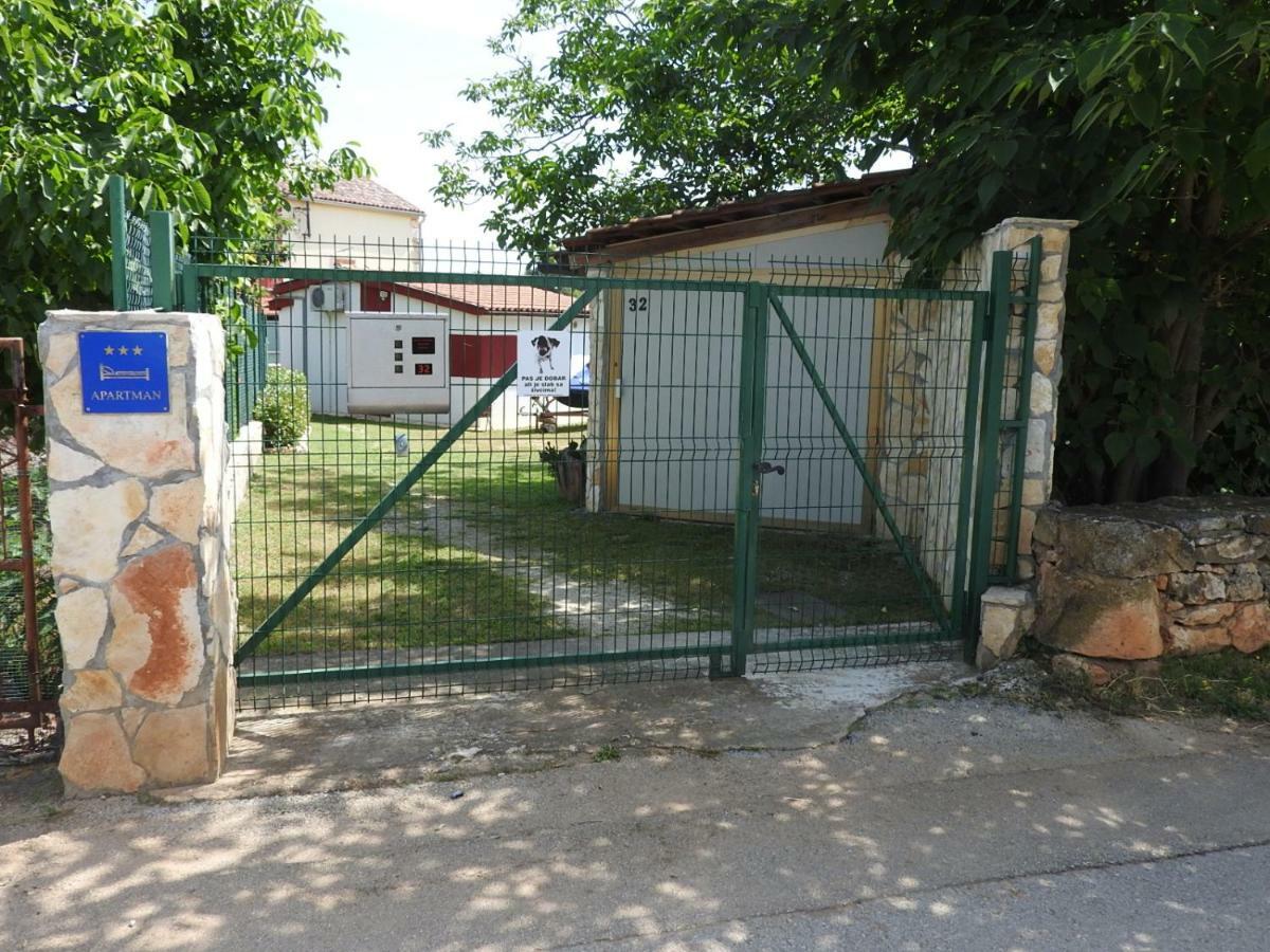 Apartment Lucas Jadreški Εξωτερικό φωτογραφία